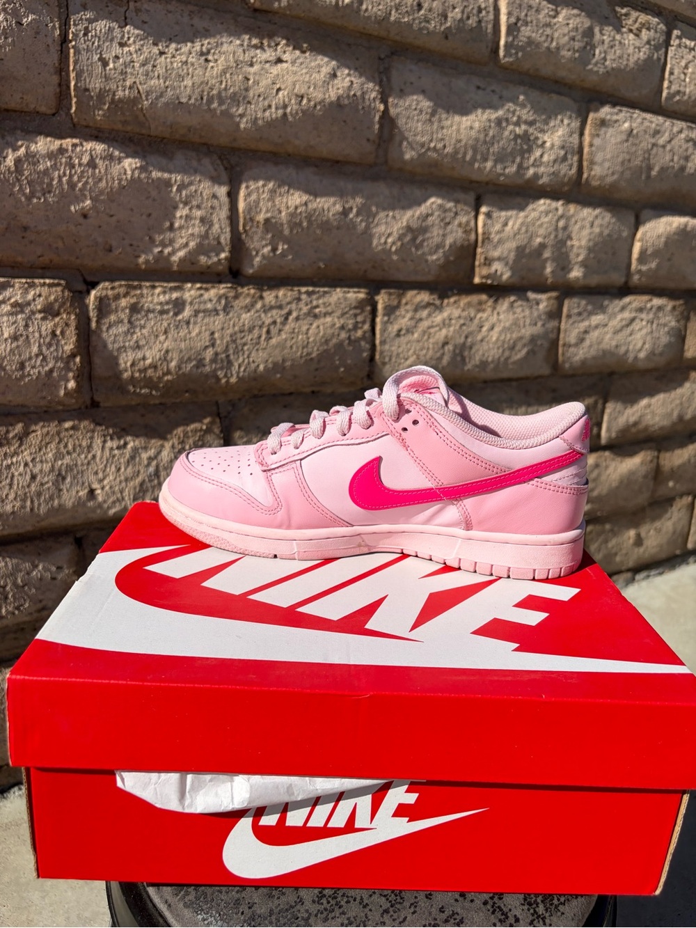 Nike Kids Pink Low-Top Sneakers with Hot Pink - Picture 5 of 7